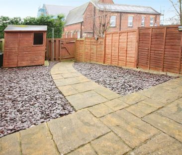 Leventhorpe Court, Oulton, Leeds - Photo 4