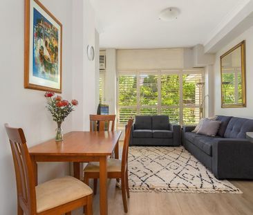 Fully Furnished One Bedroom Apartment in Excellent Location with Pa... - Photo 1