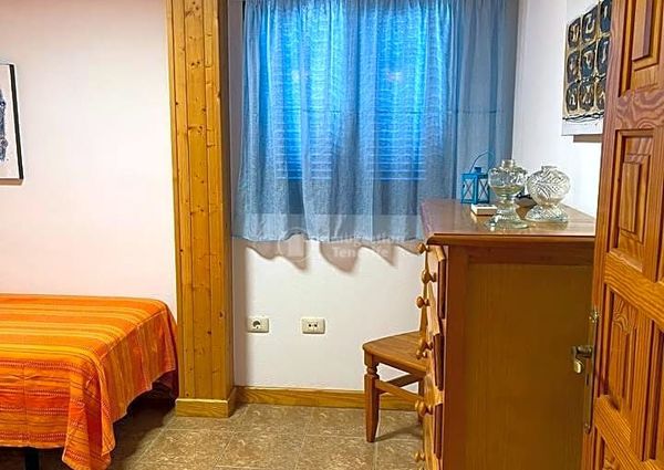 ** To rent 1 bedroom beach front house in Las Galletas