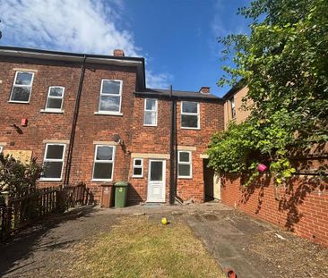 2 bedroom townhouse to rent - Photo 4