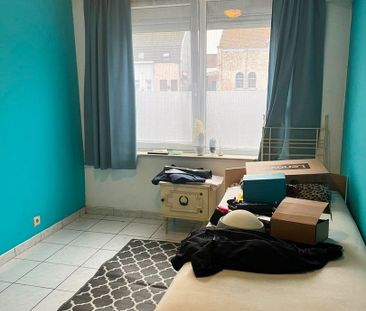 Gelijkvloers appartement te huur met 1 slaapkamer en met tuintje. - Foto 2