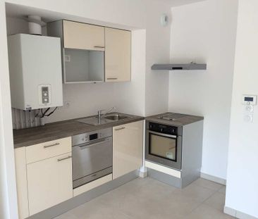 Location Appartement 2 pièces 40m² CASTELNAU LE LEZ 34170 - Photo 2