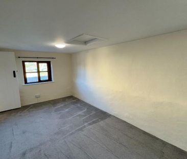 Silver Street - Photo 2