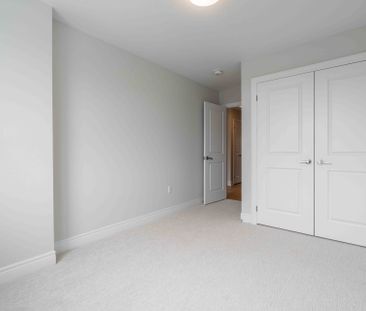 For Lease - 2184 Postmaster Drive Unit# 19, Oakville, Ontario - Photo 5