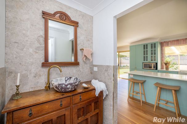 BEAUTIFULLY DESIGNED 3 BEDROOM HOME!! - Photo 1