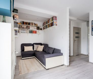 Plac Zbawiciela - duża kawalerka na wynajem 35 m² - Фото 3