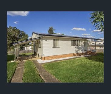 9 Leslie St, East Ipswich, Qld 4305 - Photo 1