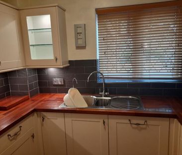 Beautiful Apartment for Rent in Great Location in Windsor - Photo 4
