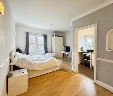 Studio to rent - Photo 4