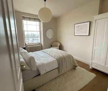 2 Bed Flat, Gloucester Row, BS8 - Photo 5