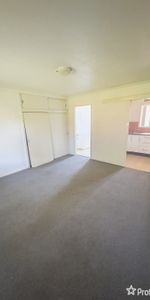 8 Bent Street, West Tamworth NSW 2340 - Photo 4