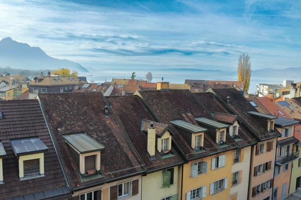 For rent: 6.5-room adjoining house - Photo 1