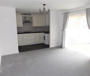 2 bedroom ground floor flat to rent - Photo 5