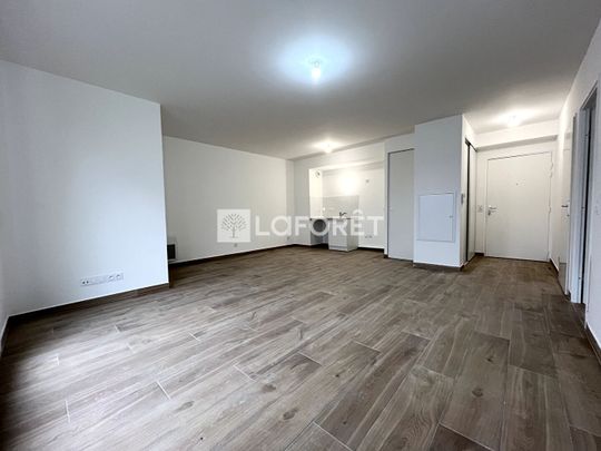 Apartment - Photo 1