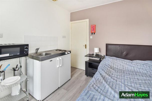 Studio to rent - Photo 1