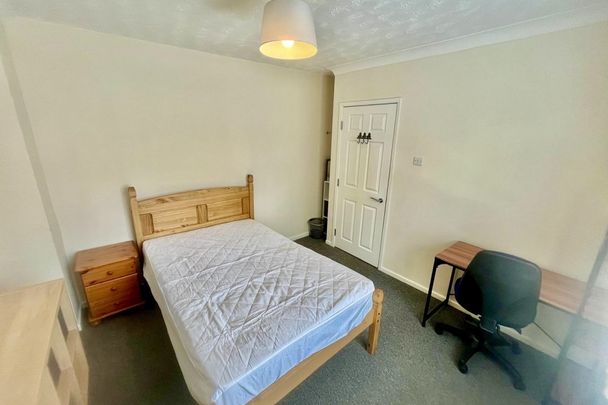 South Park Avenue - Photo 1