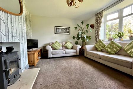 3 bedroom semi-detached house to rent - Photo 5