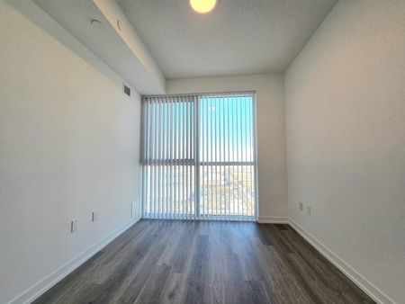 For Lease - 8 Interchange Way Unit# 3305, Vaughan, Ontario - Photo 3