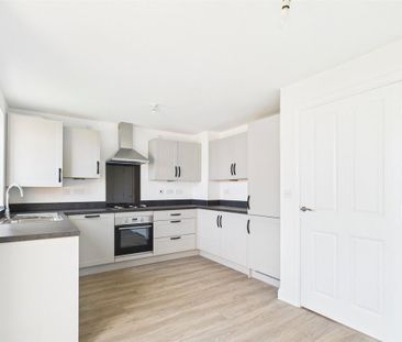 3 bedroom semi-detached house to rent - Photo 1