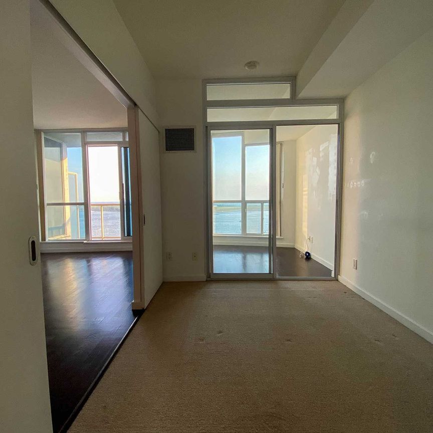 For Lease - 218 Queens Quay Unit# 1910, Toronto, Ontario - Photo 1