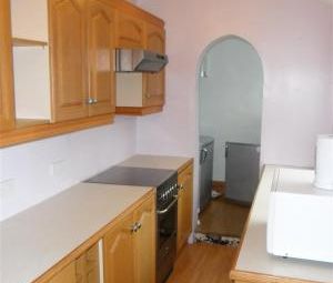 2 bedroom End of terrace house To Let - Photo 4