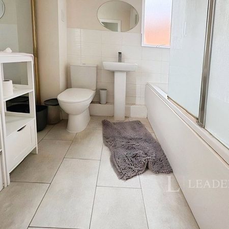 apartment to rent Lawrence Weaver Road, Cambridge, Cambridgeshire, CB3 - Photo 3