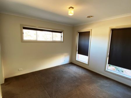 45 Peeler Street, Wodonga VIC 3690 - House For Rent | Domain - Photo 3