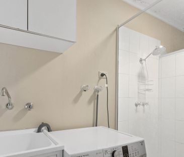 2 BEDROOM AND 1 BATHROOM UNIT IN BENTLEY! - Photo 1