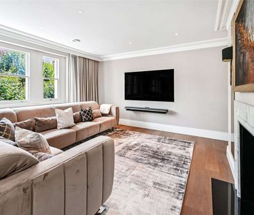 Exceptional 4 bedroom, 3 bathroom penthouse apartment overlooking W... - Photo 4