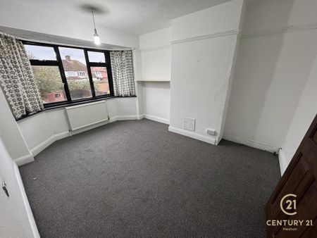 4 bedroom semi-detached house to rent - Photo 4