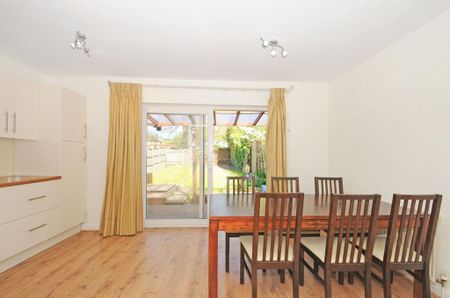 3 bedroom house to rent - Photo 2