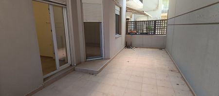 Ενοικιάζεται άνετο τριάρι διαμέρισμα σε κεντρική τοποθεσία Ηρακλείου Κρήτης - Photo 4