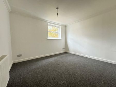 Alhambra Road - Photo 2