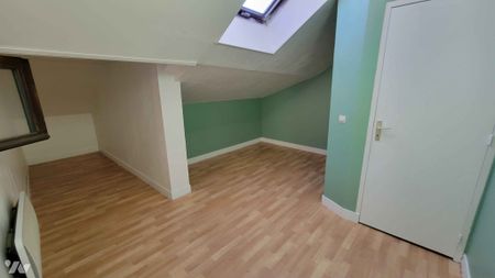 Un appartement à louer dans le centre-ville de MARINES, proches de toutes les commodités. - Photo 4