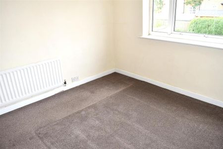 2 bedroom semi-detached house to rent - Photo 5