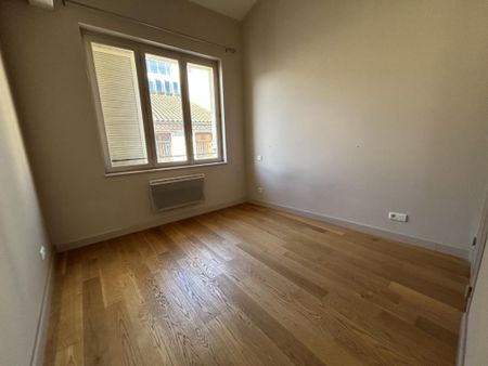 Location Appartement 2 pièces 64m² AGEN 47000 - Photo 2