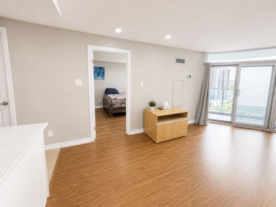 For Lease - 9 George Street Unit# 2314, Brampton, Ontario - Photo 1