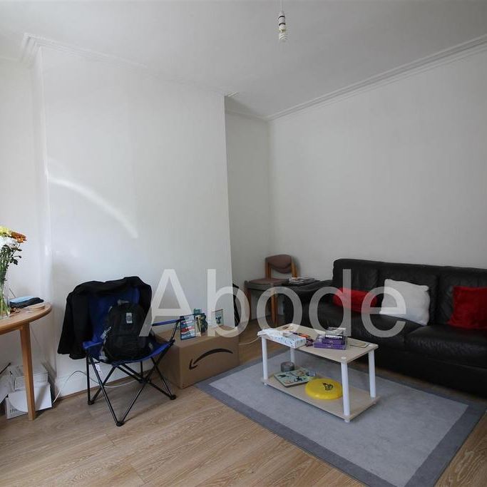 2 bedroom house to rent - Photo 1