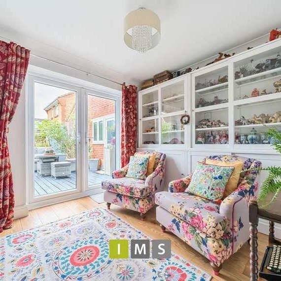 Kestrel Way, Bicester, OX26 - Photo 1