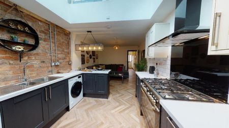 5 bedroom house to rent - Photo 2