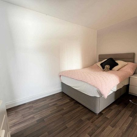 4 bedroom house to rent - Photo 4