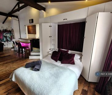1 bedroom flat to rent - Photo 5