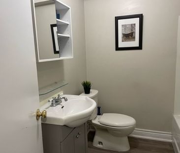 For Lease - 53 Moray Avenue Unit# Bsmt, Richmond Hill, Ontario - Photo 2