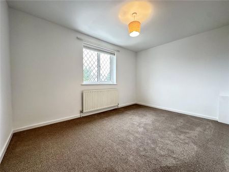 2 bedroom semi-detached house to rent - Photo 5