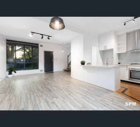 6/122 Carr Street, West Perth, WA 6005 - Photo 1