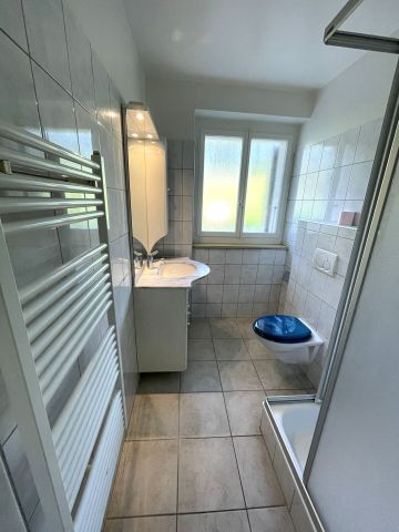 Corgémont, nice 3-room apartment on the ground floor with balcony - Photo 4