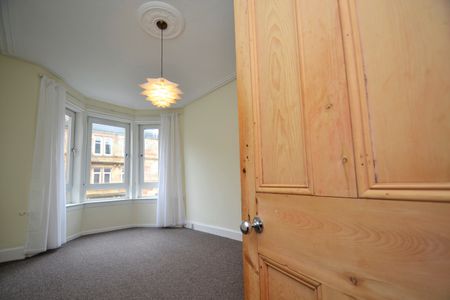 1 bed flat to rent in Holmhead Place, Glasgow, G44 - Photo 2