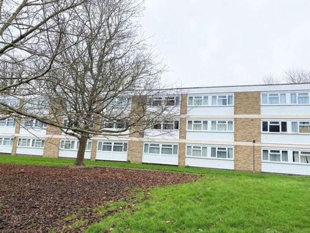 Long Meadow Way, Canterbury, CT2 - Photo 2