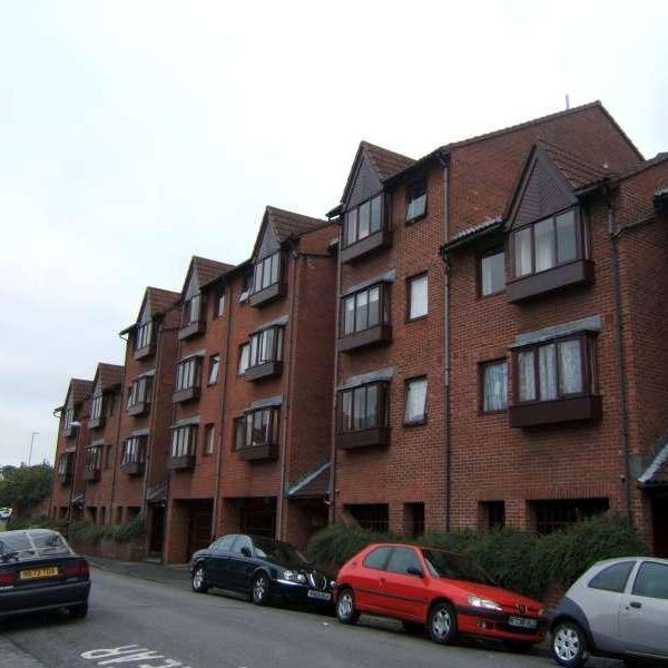 Edwards Court, Victoria Avenue, Redfield, Bristol, BS5 - Photo 1