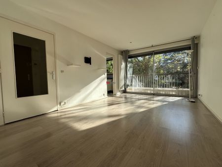 Appartement à louer, 3 pièces - Lille 59000 - Photo 2
